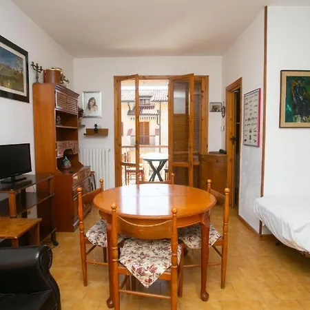 N034 - Numana, Trilocale Con Terrazzo A Due Passi Dal Centro * Sirolo